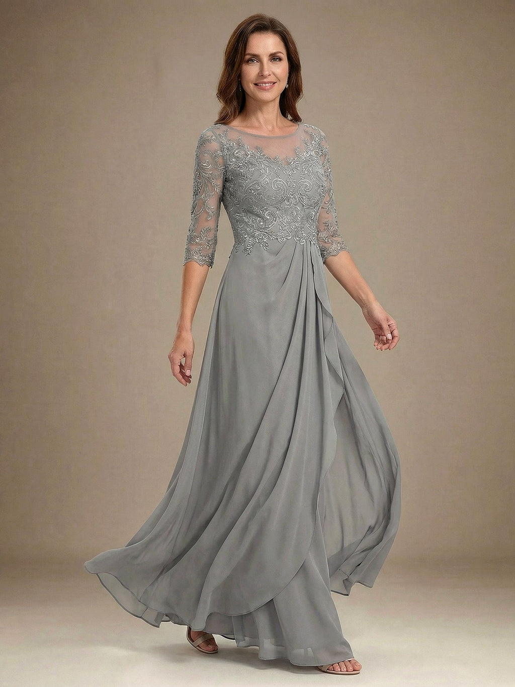 A-Linien Rundhals Illusions-Bodenlanges Chiffon-Spitzenkleid für die Mutter der Braut mit Perlen, Pailletten und Kaskaden-Rüschen
