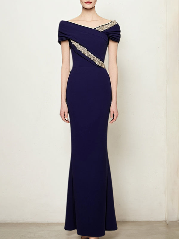 Vestido de boda elegante con mangas cortas, escote en V y largo hasta el suelo con lentejuelas