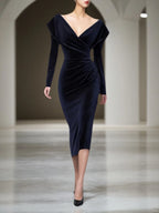 Vestido de cóctel para fiesta azul marino, escote en V, midi de terciopelo, para madre de la novia