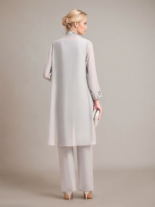 Elegante tuta argento in chiffon senza maniche con applicazioni per madre della sposa e scollo a incrocio