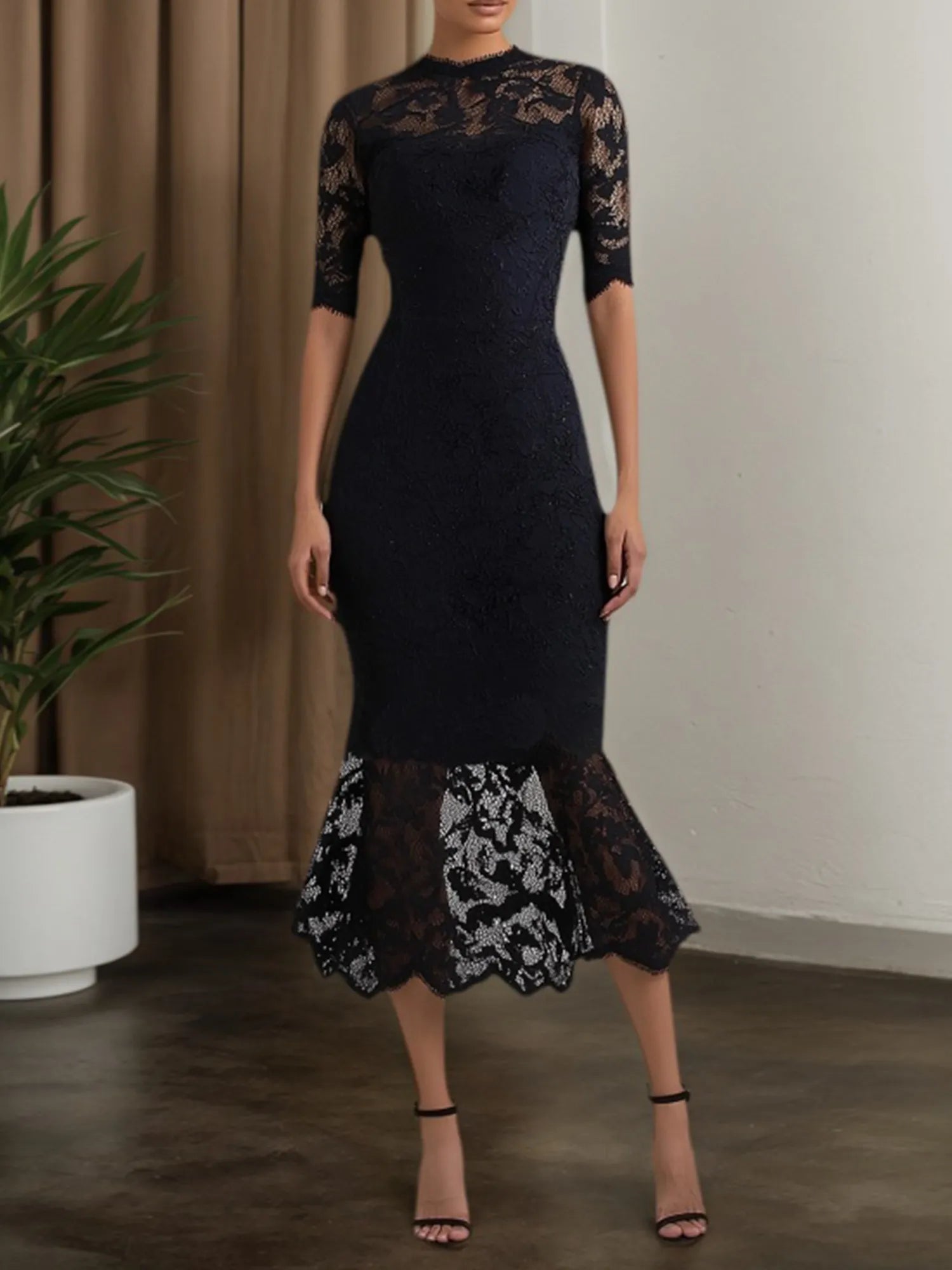 Abito da cocktail nero midi in pizzo con scollo tondo