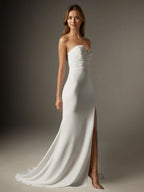 Vestido de noiva branco trompete/sereia com decote em V e crepe stretch