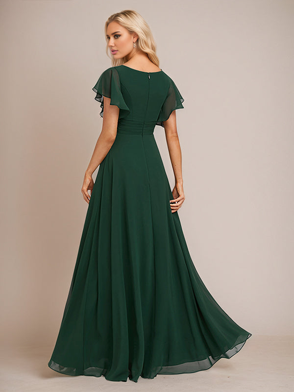 Dunkelgrünes A-Linien Chiffon Brautjungfernkleid mit V-Ausschnitt, bodenlang und Rüschen