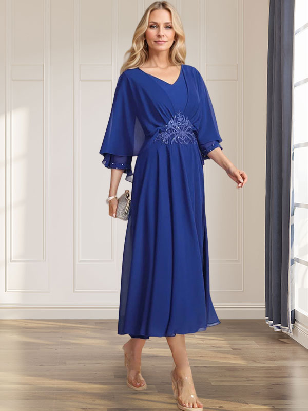 A-Linie V-Ausschnitt Tee-Länge Chiffon Kleid für die Brautmutter mit plissierten Pailletten-Applikationen, Spitze und Perlenstickerei