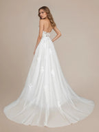 Vestido de novia blanco de tul con lentejuelas, tirantes finos y corte en A