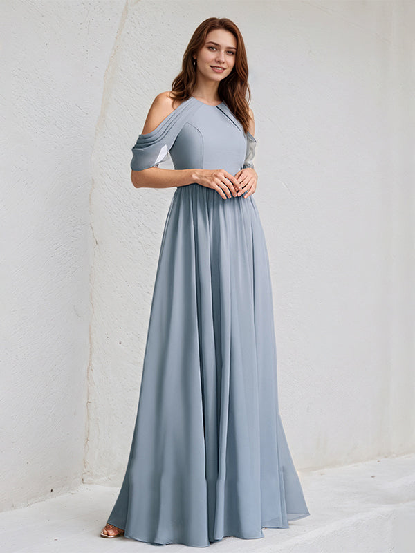 Abito da damigella a linea A in chiffon blu polvere con collo alto e lunghezza fino a terra