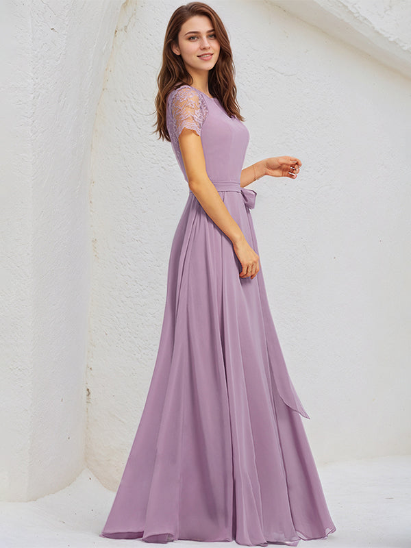 Abito da damigella a linea A color glicine con scollo rotondo, pizzo e chiffon, lunghezza fino al pavimento