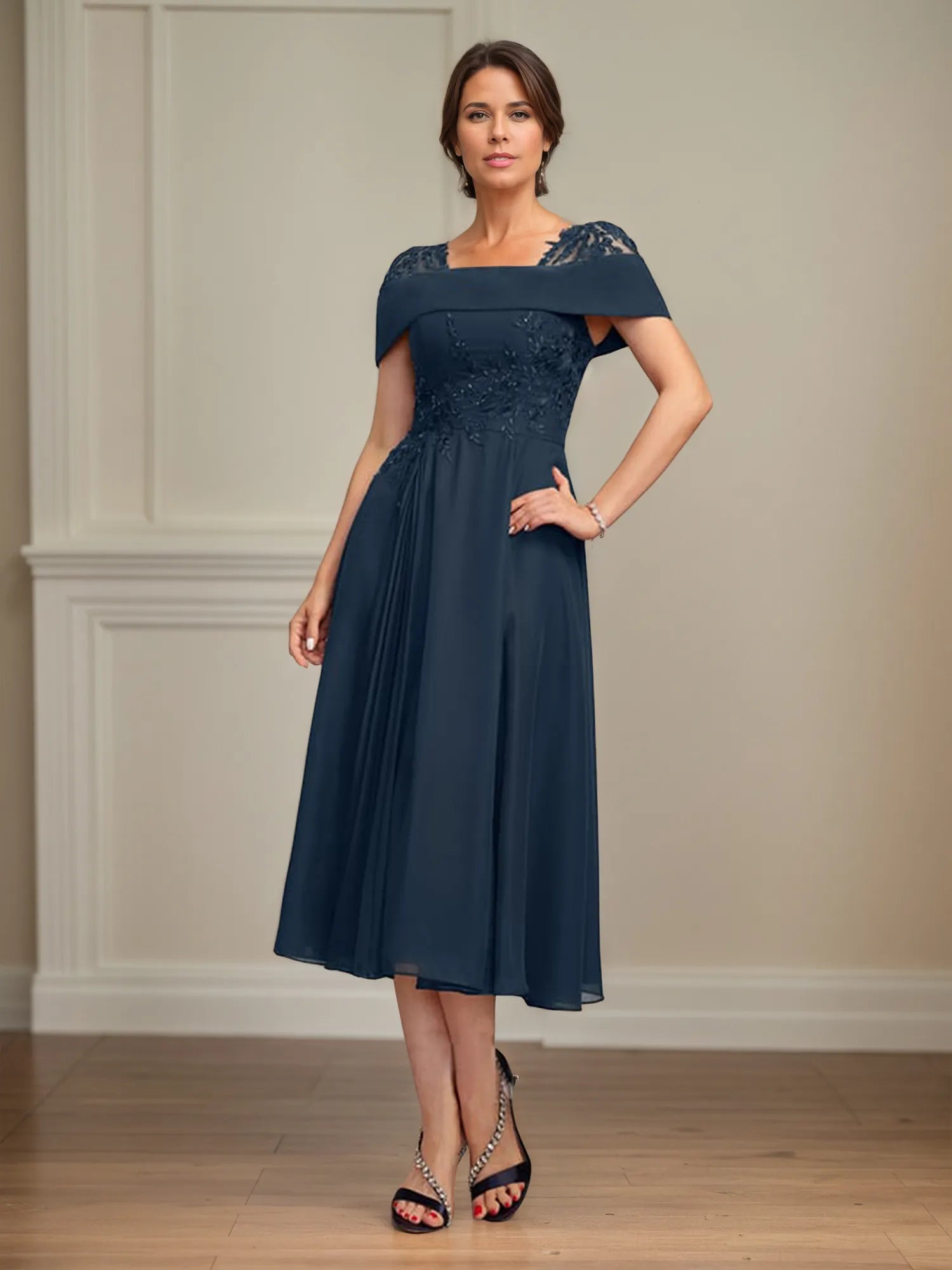 A-Linie Quadratischer Ausschnitt Tee-Länge Chiffon Brautmutterkleid mit Plissierten Pailletten