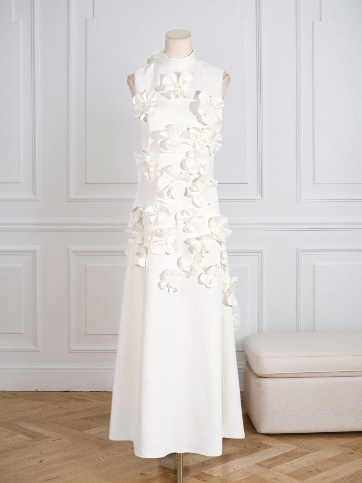Vestido Longo Hank com Aplicação de Flores