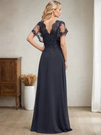 A-Linien V-Ausschnitt Bodenlanges Spitzen-Chiffon Kleid für die Brautmutter mit Pailletten