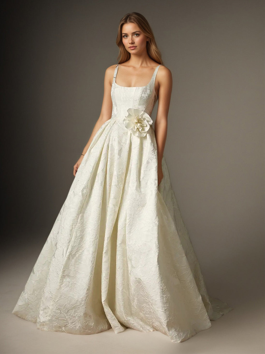 Robe de mariée blanche style robe boule avec poches en jacquard floral
