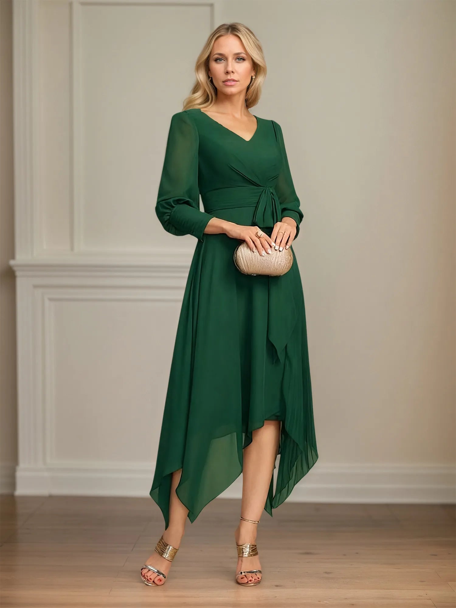 A-Linien V-Ausschnitt Asymmetrisches Chiffon Kleid für die Mutter der Braut mit Schleife und Plissee