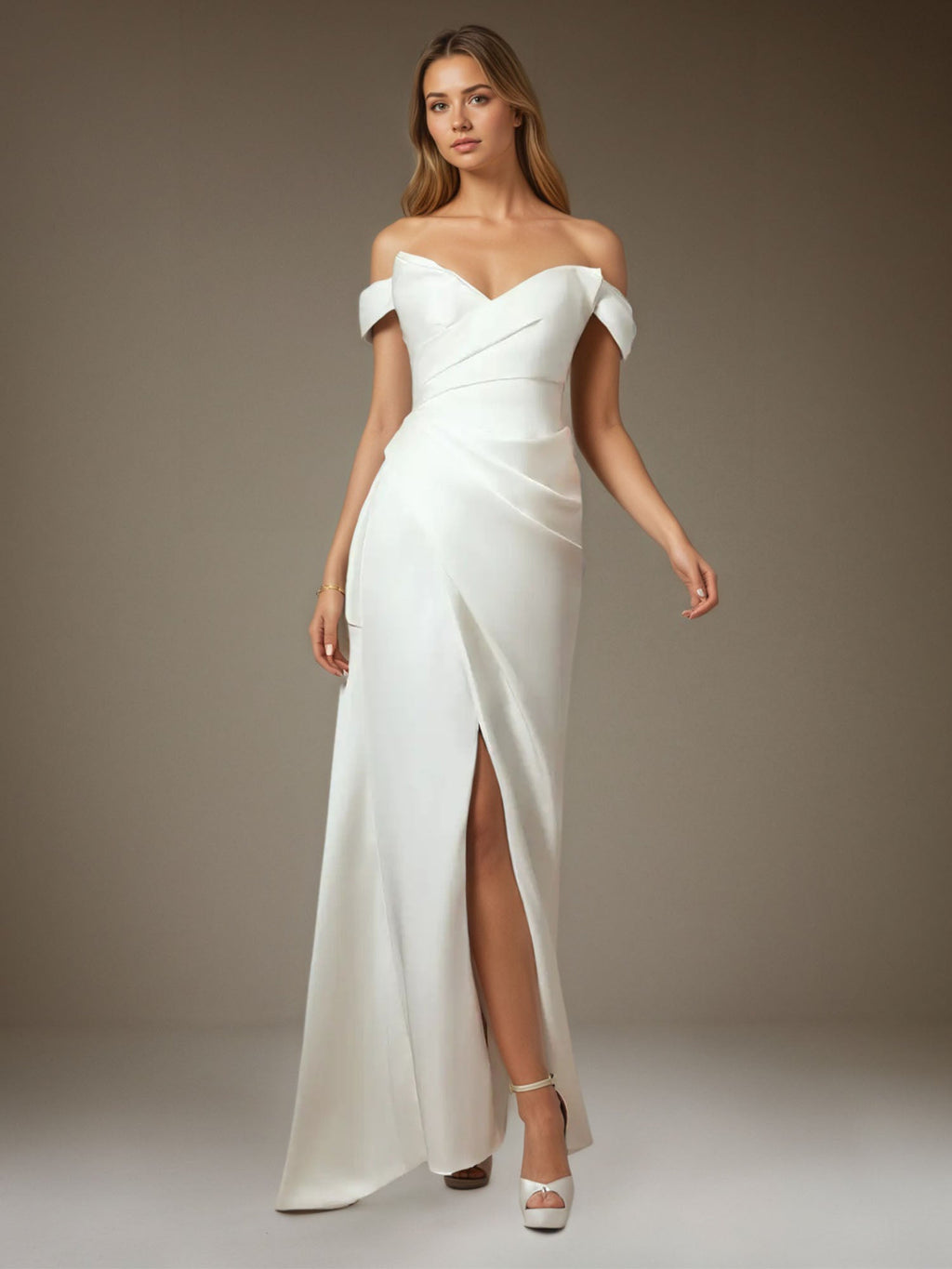 Abito da sposa sirena bianco senza spalline in raso doppio