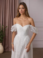 Abito da sposa bianco a linea ad A con scollo a cuore e pizzo