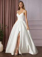 Abito da sposa bianco a gonna ampia con tasche in raso doppio