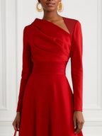Robe midi classique rouge asymétrique à manches longues ligne A