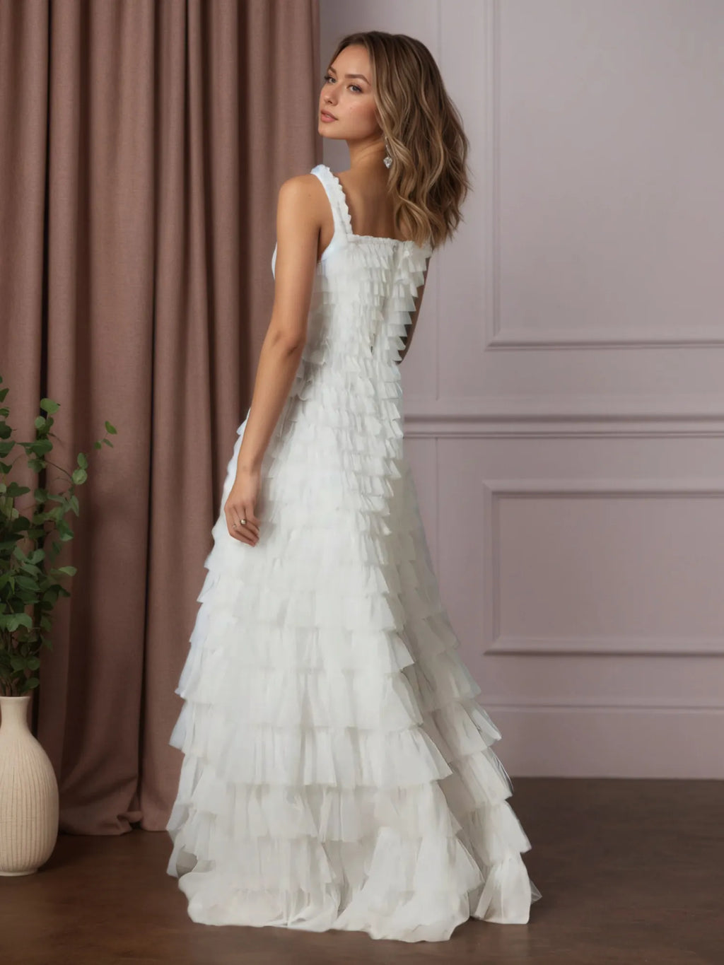 Robe de mariée en tulle froncé, coupe A