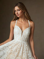 Abito da sposa in pizzo color champagne a linea A