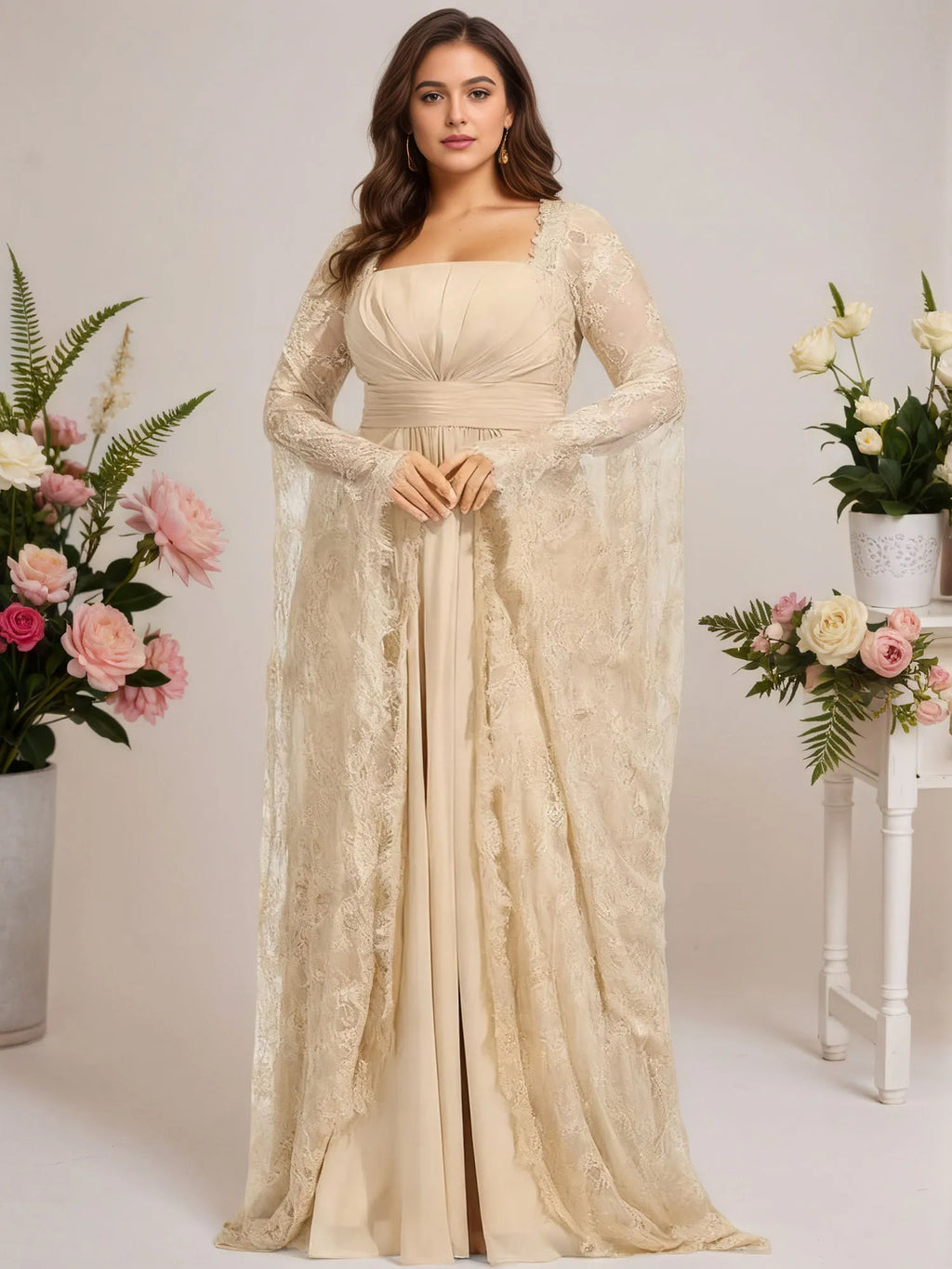 A-Linien quadratisches bodenlanges Chiffon-Spitzen-Abendkleid mit Perlenbesatz und Plissees