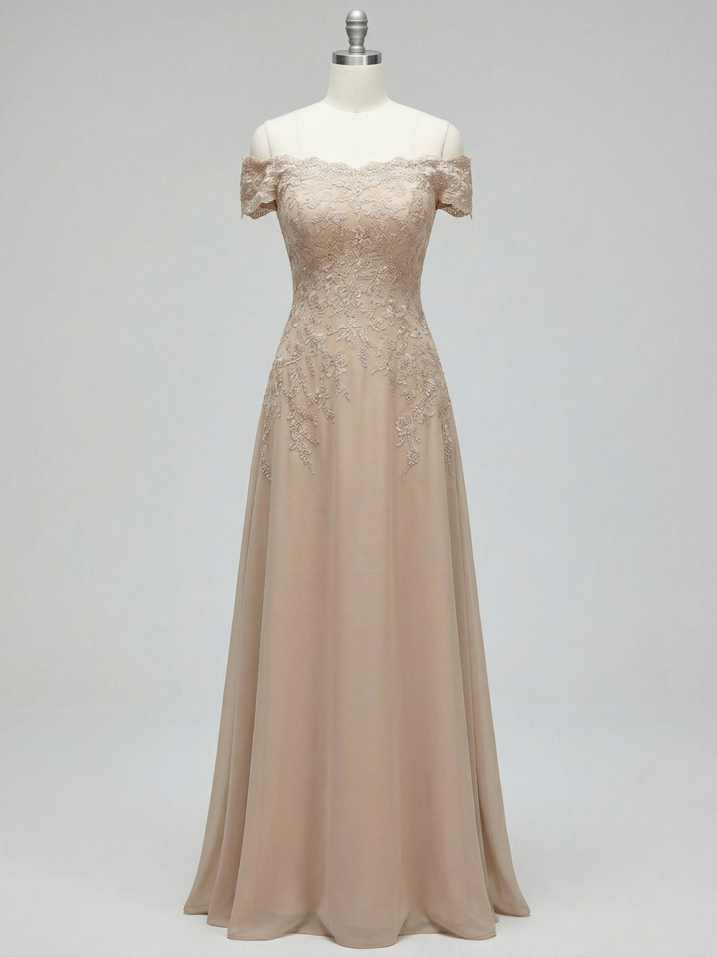 Vestido elegante de madre de la novia en tono topo, tipo columna, sin hombros y con encaje