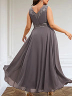 A-Linien Kleid mit V-Ausschnitt, knöchellang, aus Chiffon, Mutter der Braut Kleid mit Pailletten, Applikationen, Spitze und Perlenbesatz