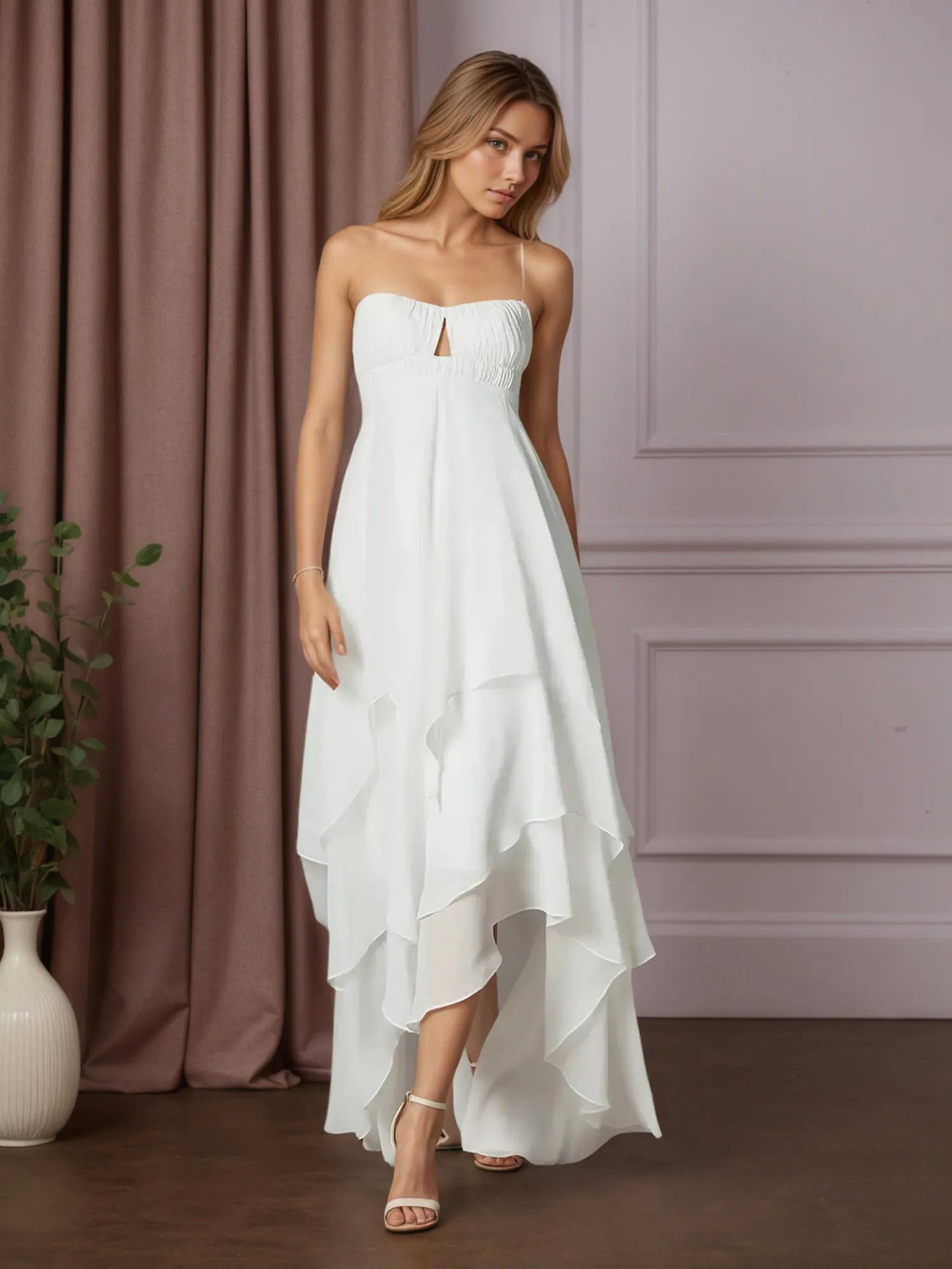 Vestido de novia blanco línea A con escote corazón y gasa