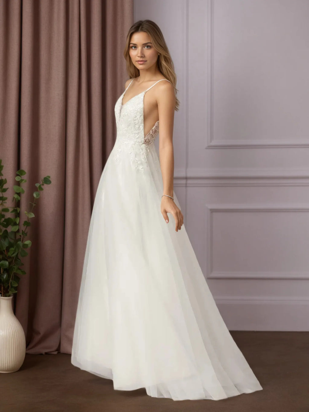Abito bianco a linea A con scollo a V, paillettes e tulle senza maniche