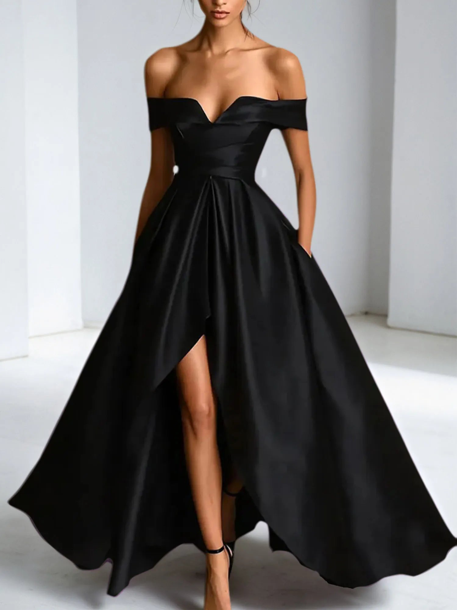 Vestido formal de satén corte en A con escote off-the-shoulder y abertura maxi