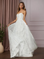 Abito da sposa bianco a linea A con scollo a cuore, senza maniche e pizzo