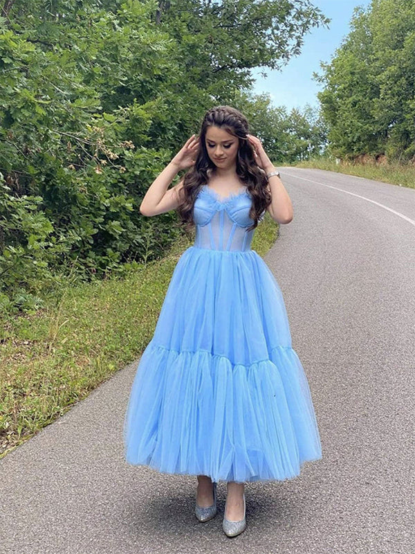 Blaues A-Linien Herzausschnitt Tüll Tee-Länge Abschlussballkleid