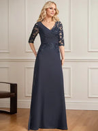 A-Linien V-Ausschnitt bodenlanges Spitzen-Chiffon Kleid der Brautmutter mit plissierten Pailletten