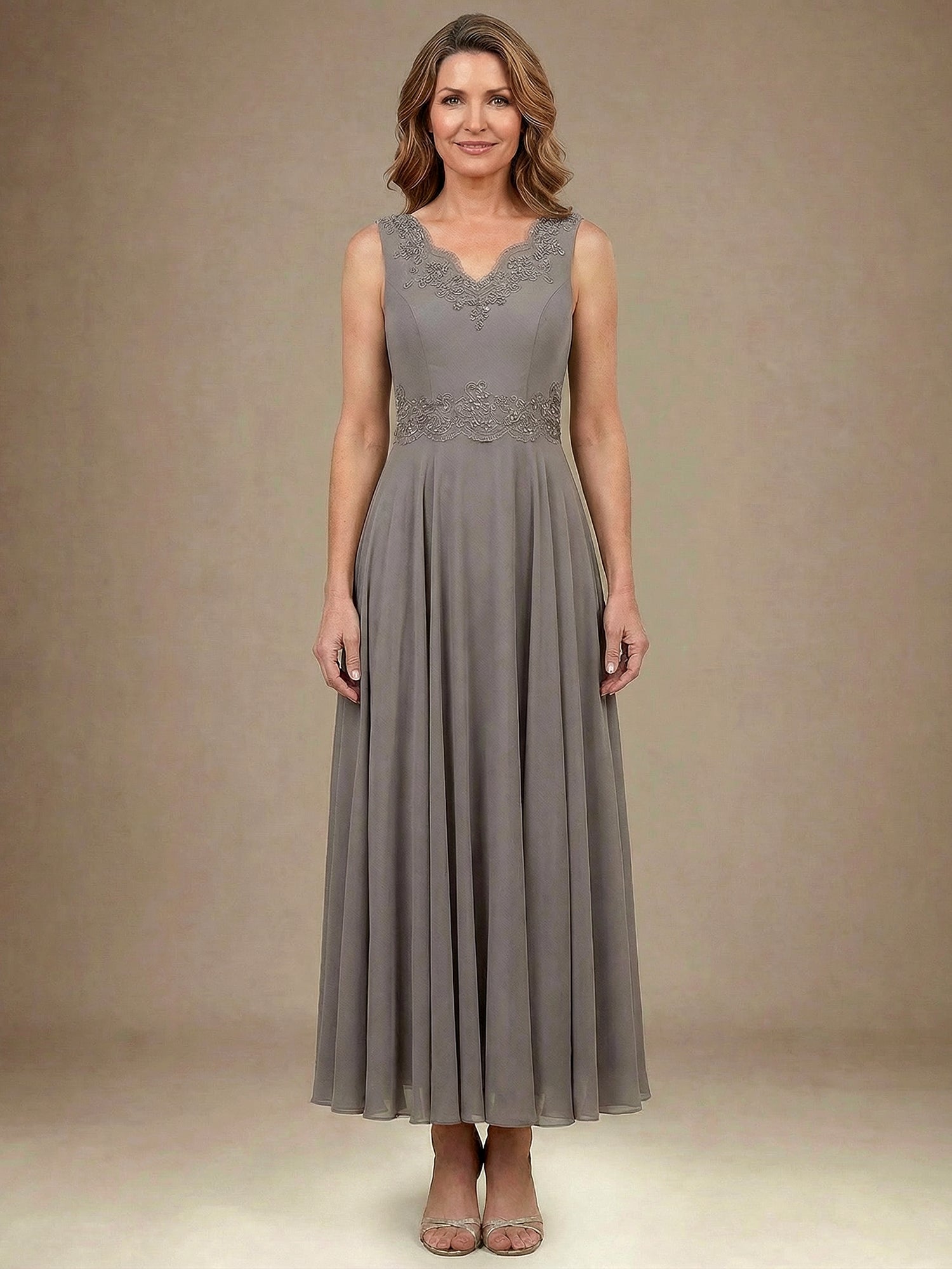 Vestido de madre de la novia línea A con escote en V, largo hasta el tobillo, gasa, lentejuelas, apliques, encaje y abalorios