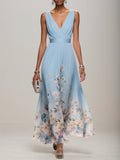 Hellblaues Blumen-Chiffon V-Ausschnitt Ärmelloses A-Linien Maxikleid