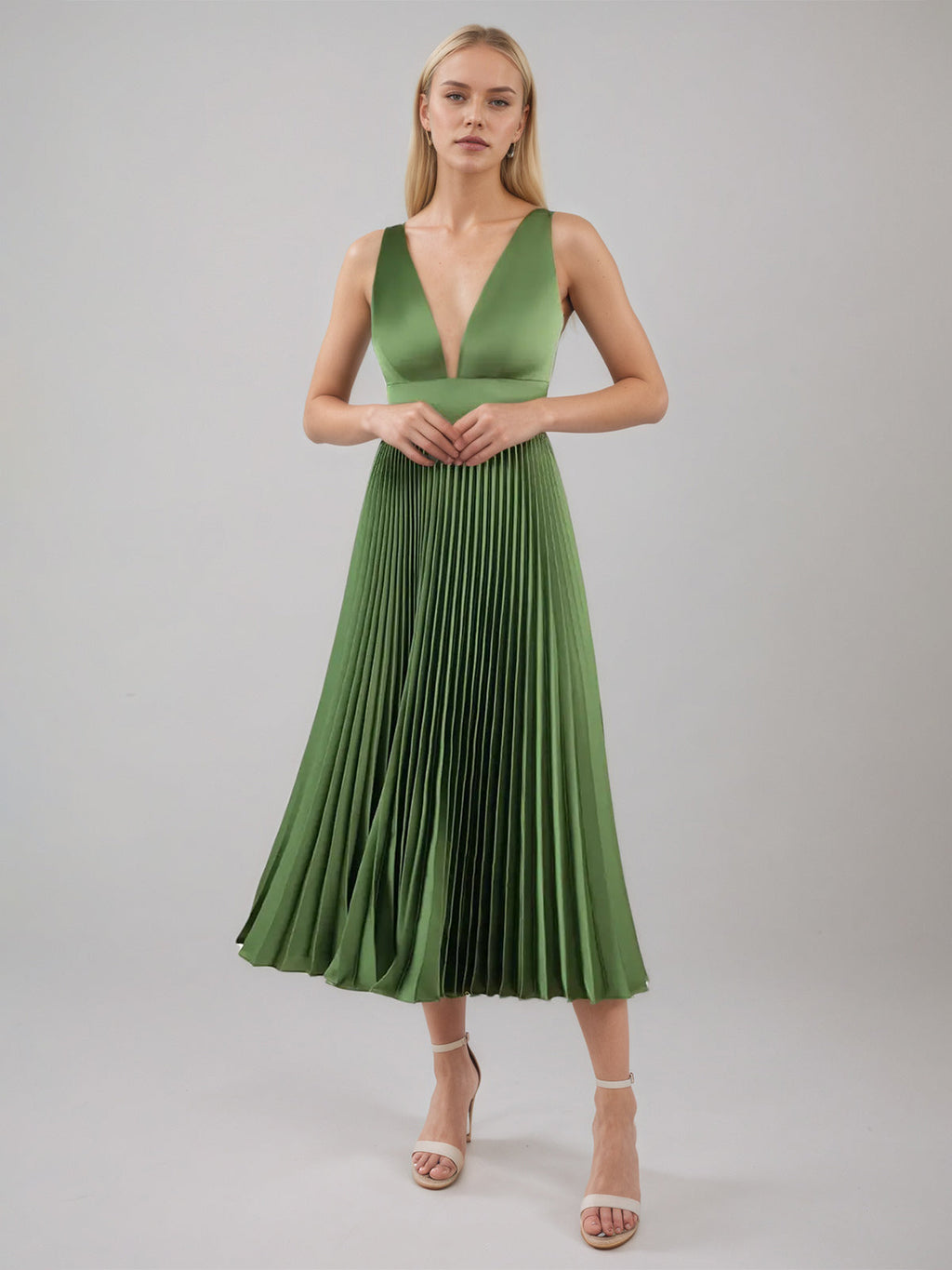 Olivgrünes A-Linien-Satin-Kleid mit V-Ausschnitt, ärmellos, tea-length