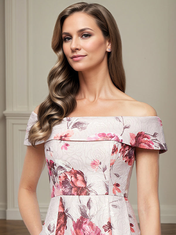 Vestito a-line da madre della sposa in raso floreale con scollatura a spalle scoperte e tasche