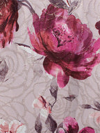 Vestido de mãe da noiva em cetim floral, linha A, ombro a ombro, com bolsos