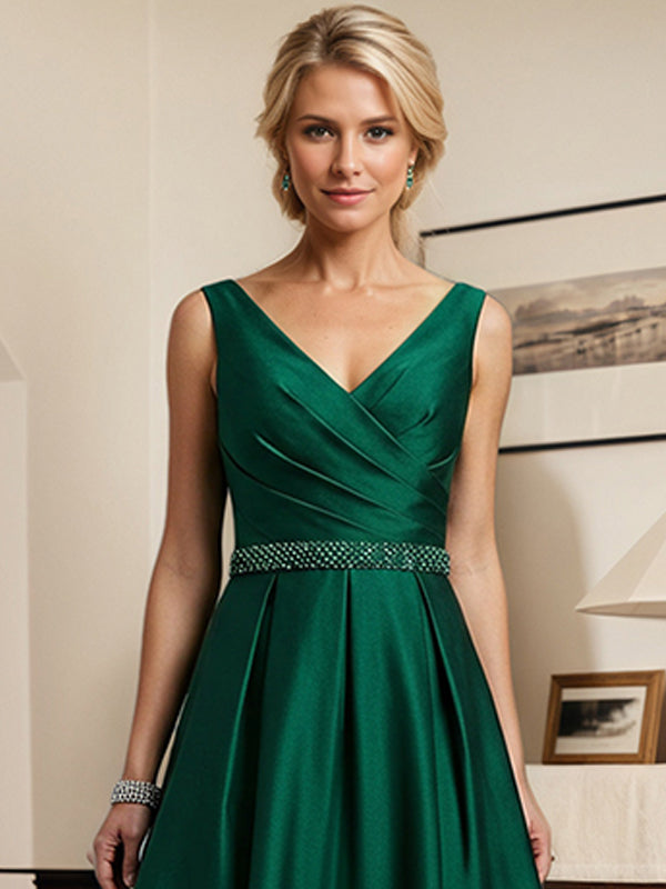 Dunkelgrünes A-Linien V-Ausschnitt Teelanges Satin Kleid für die Brautmutter mit Falten