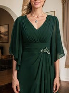 Etuikleid/Säule V-Ausschnitt bodenlanges Chiffon Mutter-der-Braut-Kleid mit plissierten Pailletten und Perlen
