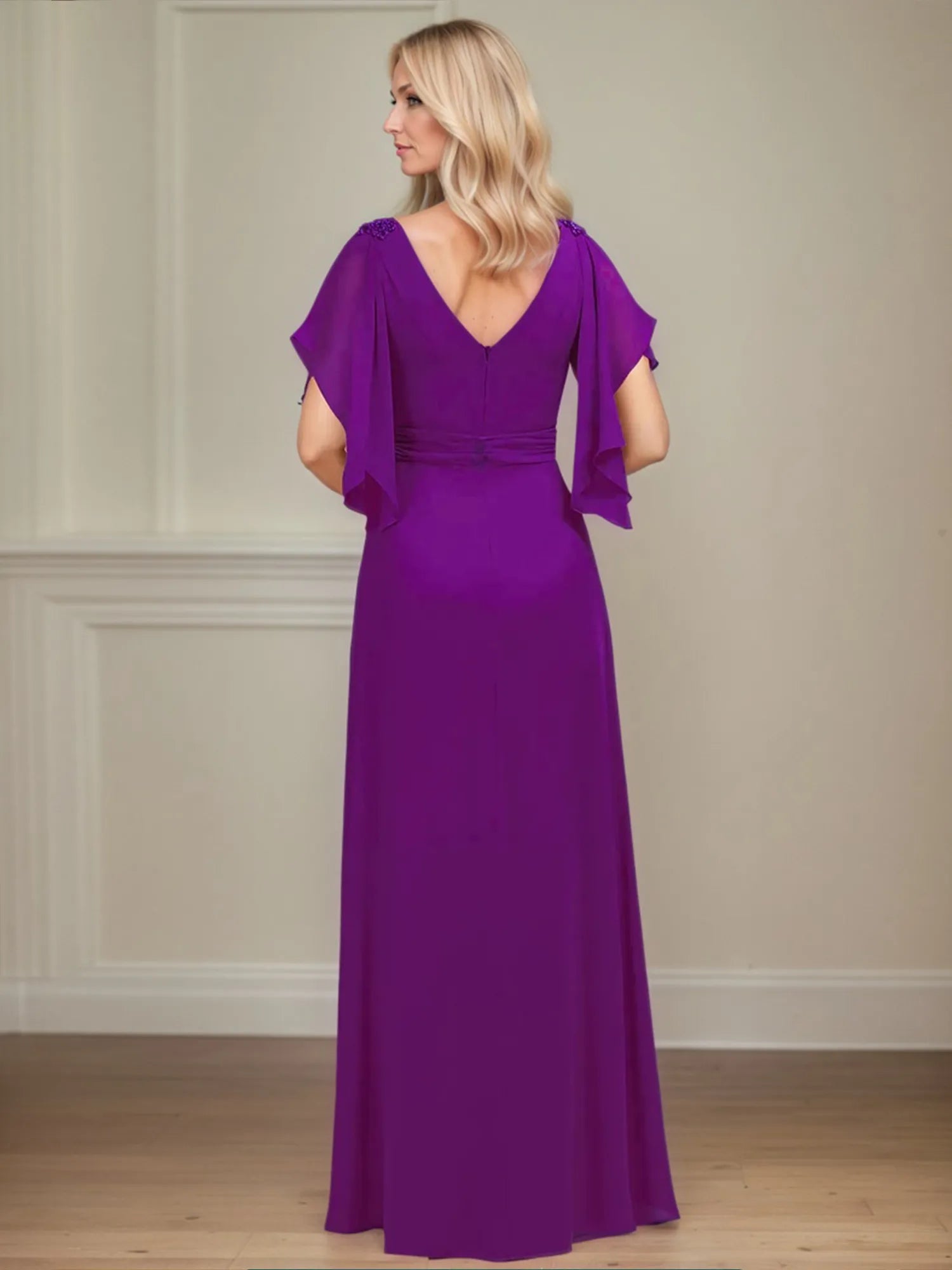 A-Linien V-Ausschnitt Appliziertes bodenlanges Kleid für die Brautmutter mit Rüschen