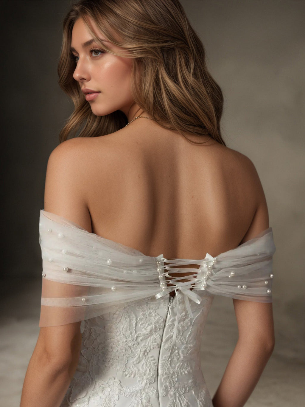 Weißes Meerjungfrauen-Hochzeitskleid aus Pailletten-Stretch-Crêpe