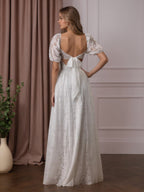 Abito da sposa bianco a linea ad A con scollo a cuore e pizzo