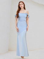 Himmelblaues Satin schulterfreies bodenlanges Kleid mit Schleifenärmeln
