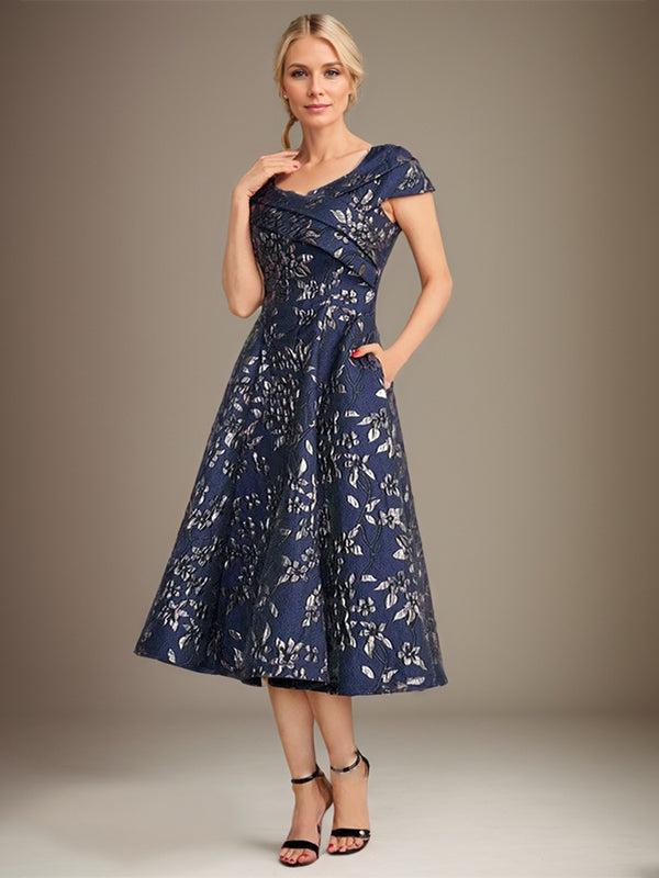 Robe mère de la mariée ligne A à col en V longueur thé en jacquard floral