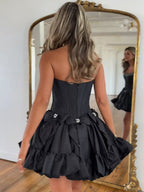 Vestido Curto de Cetim Sem Alças, Corte A, para Festa de Volta às Aulas com Laço