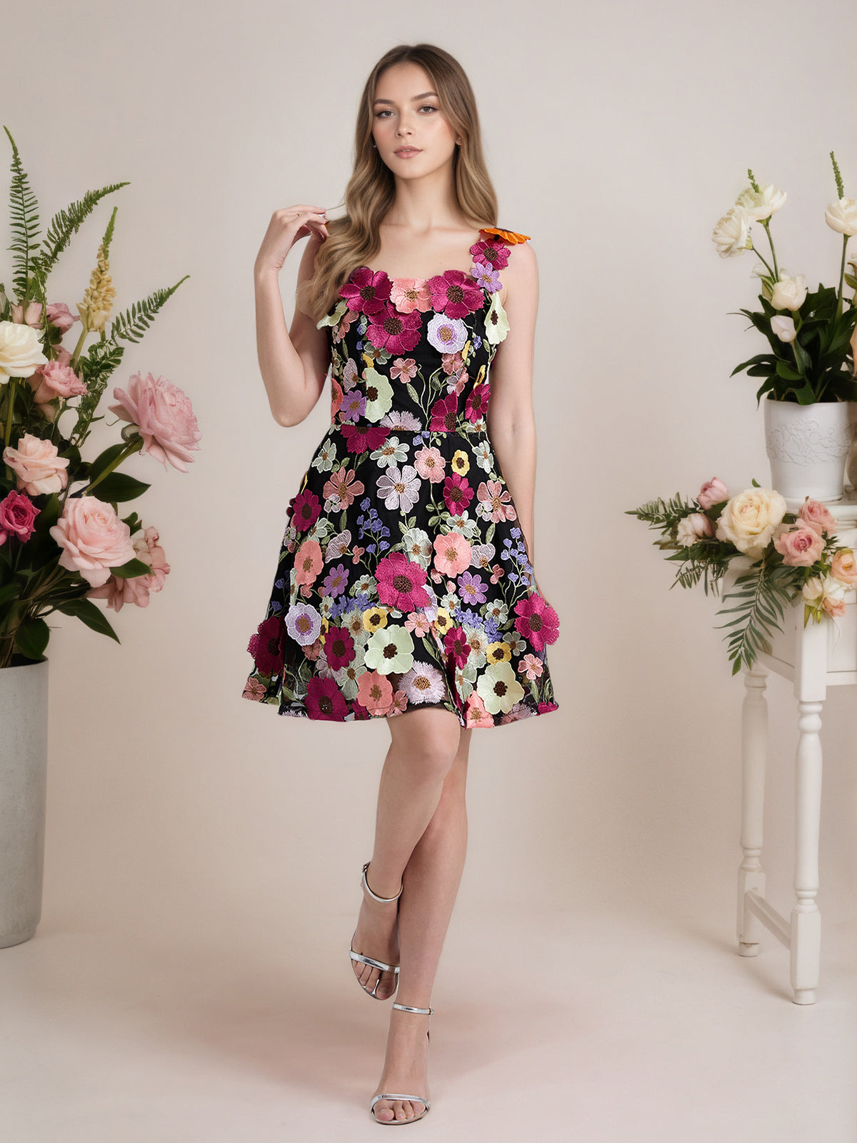 Vestido corto mini de fiesta línea A púrpura con flores 3D