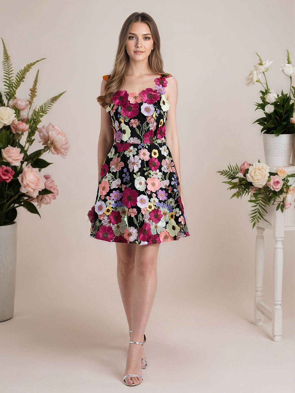A-Linien 3D-Blumen kurzes lila Abschlussball-Minikleid