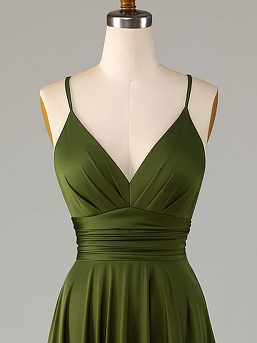 Vestido longo de madrinha sem mangas em linha A