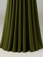 Vestido longo de madrinha sem mangas em linha A