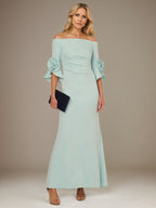 Vestido Verde Menta A Linha de Crepe Stretch Ombro a Ombro com Mangas 1/2 e Comprimento no Tornozelo com Rosa