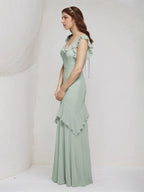 Vestidos largos de dama de honor tipo tubo/columna de gasa color salvia con escote en V y sin mangas